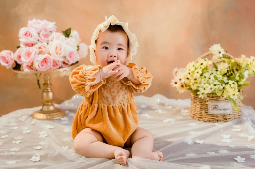 平阳四个月宝宝放屁很臭